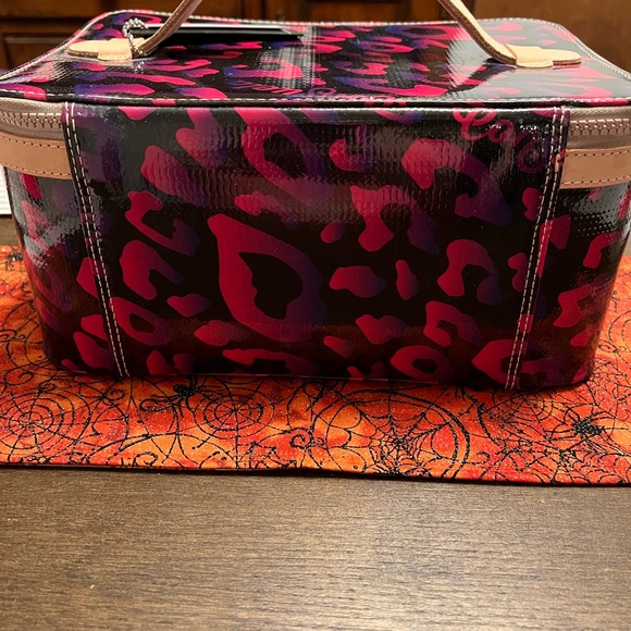 NWT Consuela Stylish Black, Pink and Purple Leopard Print Train Case - Picture 2 of 7